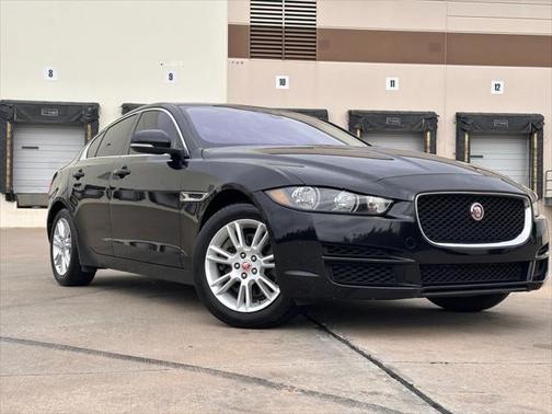 2019 Jaguar XE 25t Premium