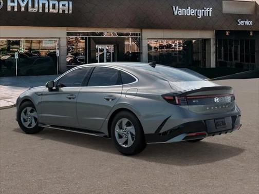 2025 Hyundai SONATA SE