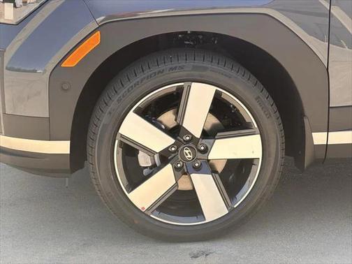 2025 Hyundai SANTA FE Limited