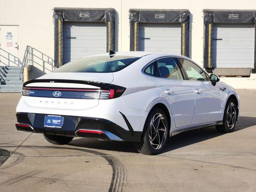 2026 Hyundai SONATA SEL