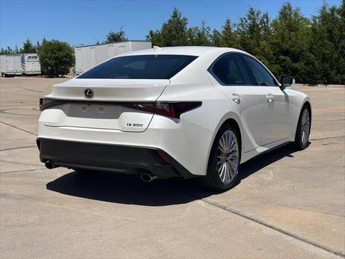 2022 Lexus IS 300 Base
