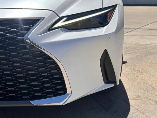 2022 Lexus IS 300 Base