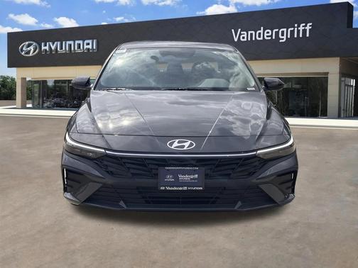 2025 Hyundai ELANTRA Sport