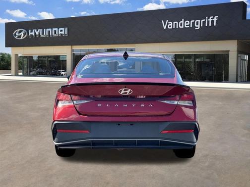 2026 Hyundai ELANTRA Sport