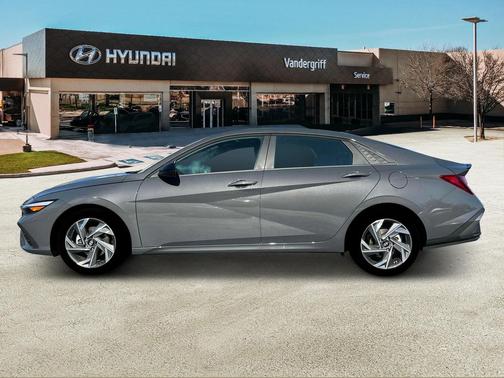 2025 Hyundai ELANTRA Sport