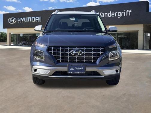2026 Hyundai VENUE SEL w/Two-Tone Roof