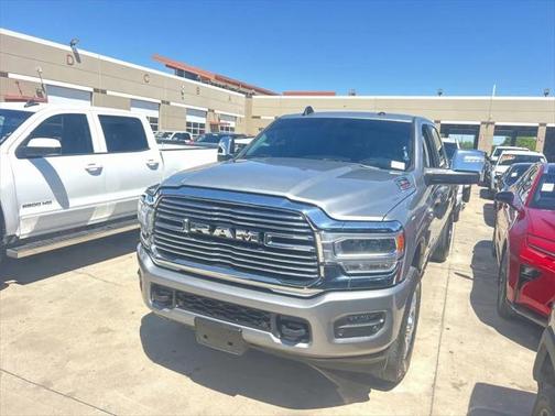 2024 RAM 2500 Laramie Crew Cab 4x4 6'4' Box