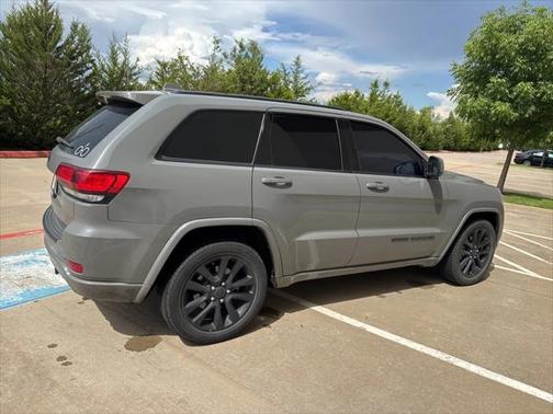2019 Jeep Grand Cherokee Altitude