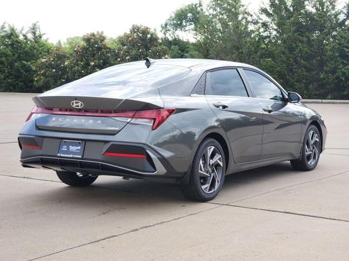 Amazon Gray 2026 Hyundai ELANTRA Limited