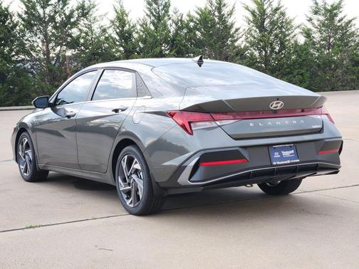 Amazon Gray 2026 Hyundai ELANTRA Limited