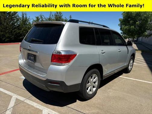 2013 Toyota Highlander SE