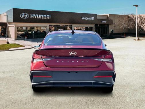 2026 Hyundai ELANTRA Sport