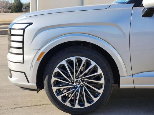 Typhoon Silver Metallic 2026 Hyundai PALISADE Calligraphy