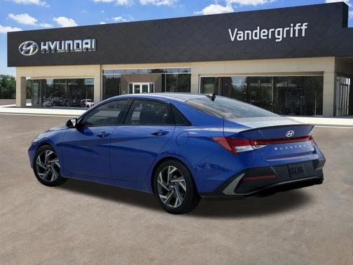 2025 Hyundai ELANTRA HEV SEL Sport