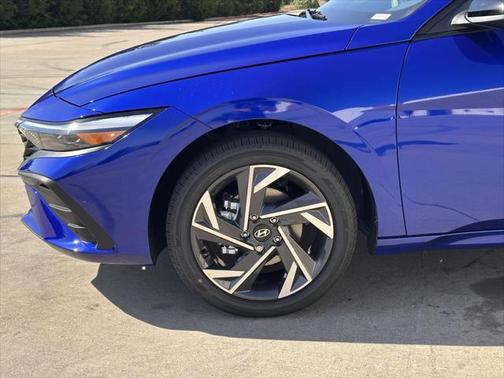 2025 Hyundai ELANTRA Sport