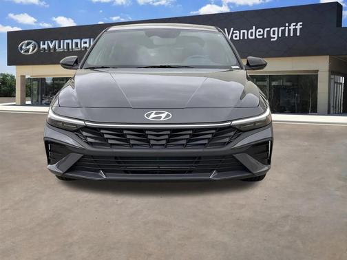 2025 Hyundai ELANTRA Sport