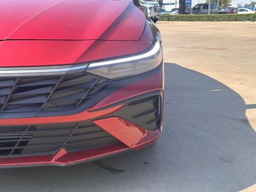 2025 Hyundai ELANTRA Sport