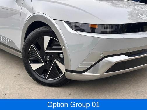 2025 Hyundai IONIQ 5 Limited