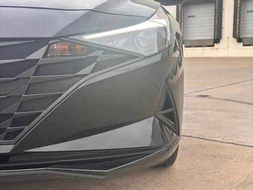 2023 Hyundai ELANTRA HEV Blue