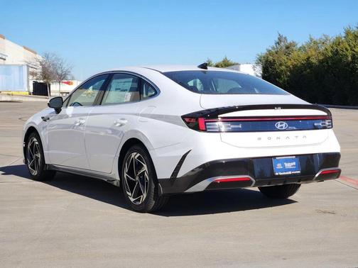 2026 Hyundai SONATA SEL