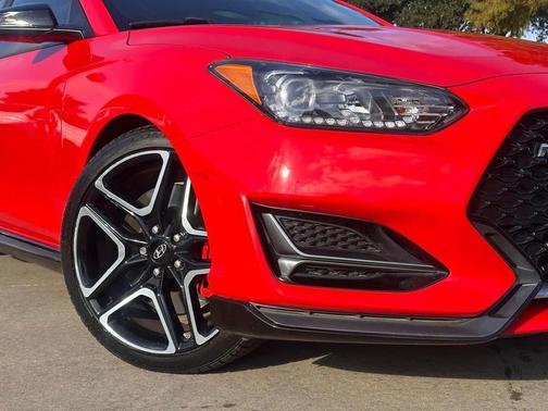 2022 Hyundai Veloster N Base