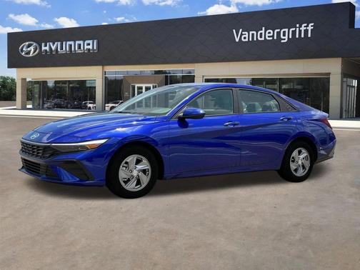 2025 Hyundai ELANTRA SE