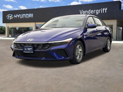 2025 Hyundai ELANTRA SE