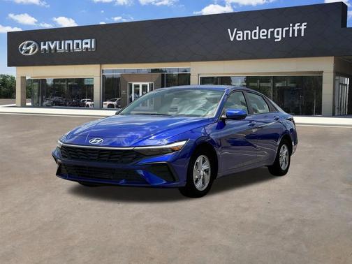 2025 Hyundai ELANTRA SE