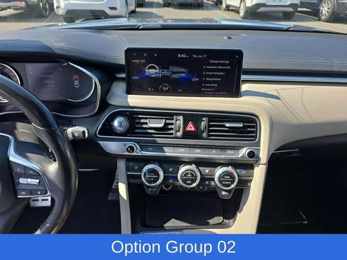 2023 Genesis G70 2.0T RWD