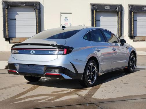 2026 Hyundai SONATA SEL