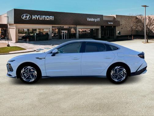 2025 Hyundai SONATA SEL