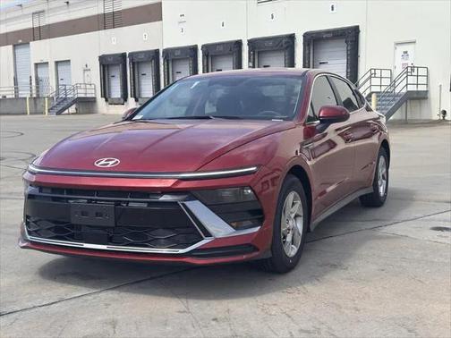 2025 Hyundai SONATA SE