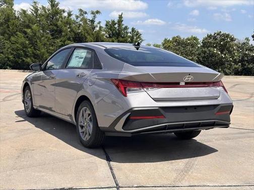 2025 Hyundai ELANTRA HEV Blue