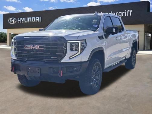2024 GMC Sierra 1500 AT4X