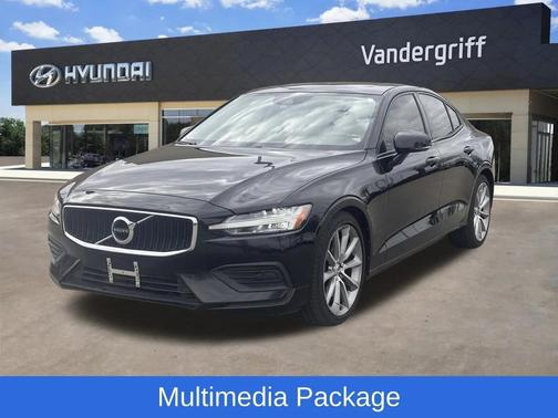 2020 Volvo S60 T6 Momentum