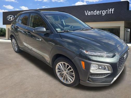 2021 Hyundai KONA SEL Plus