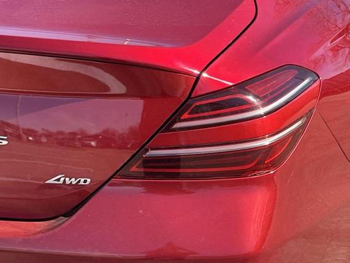 2023 Genesis G70 2.0T AWD