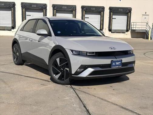 2025 Hyundai IONIQ 5 SE