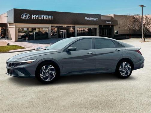 2025 Hyundai ELANTRA Sport