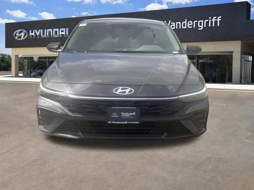 2025 Hyundai ELANTRA Sport