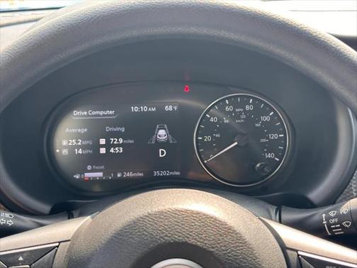 2022 Nissan Kicks SV