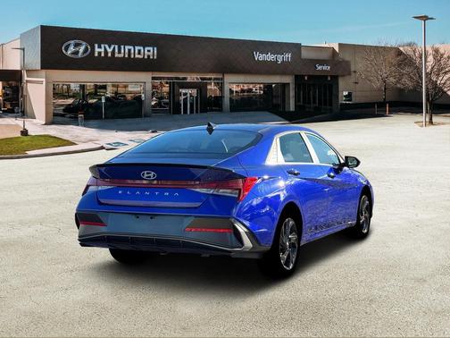 2026 Hyundai ELANTRA Sport