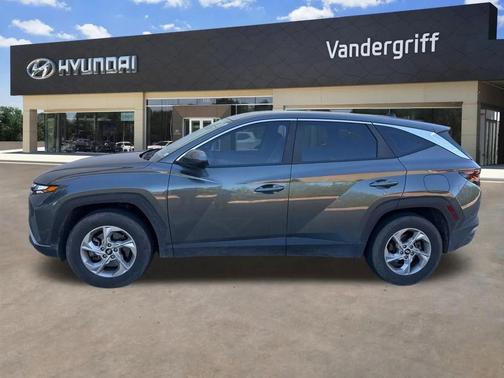 2023 Hyundai TUCSON SE