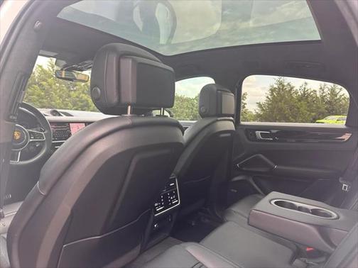 2021 Porsche Cayenne S