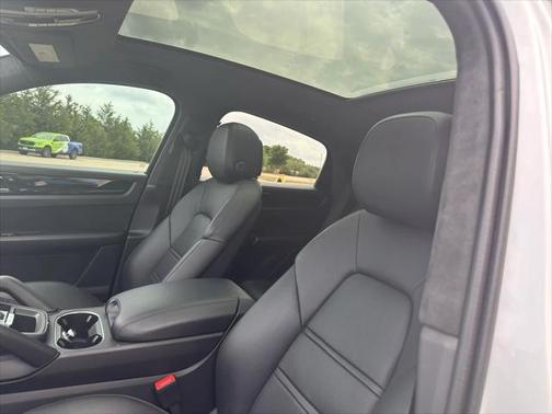 2021 Porsche Cayenne S