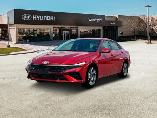 2025 Hyundai ELANTRA Limited