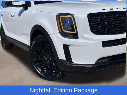 Glacial White Pearl 2022 Kia Telluride SX