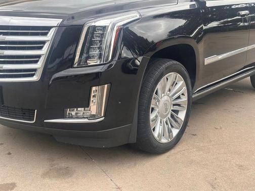 2018 Cadillac Escalade Platinum