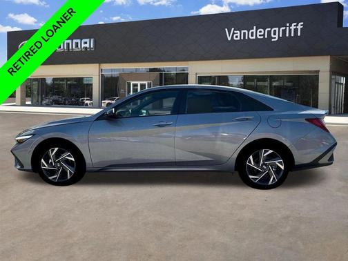 2025 Hyundai ELANTRA HEV SEL Sport