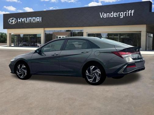 2025 Hyundai ELANTRA Sport